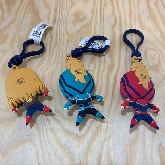 Captain Marvel Keychain Bag Clips - Picture 2 of 3